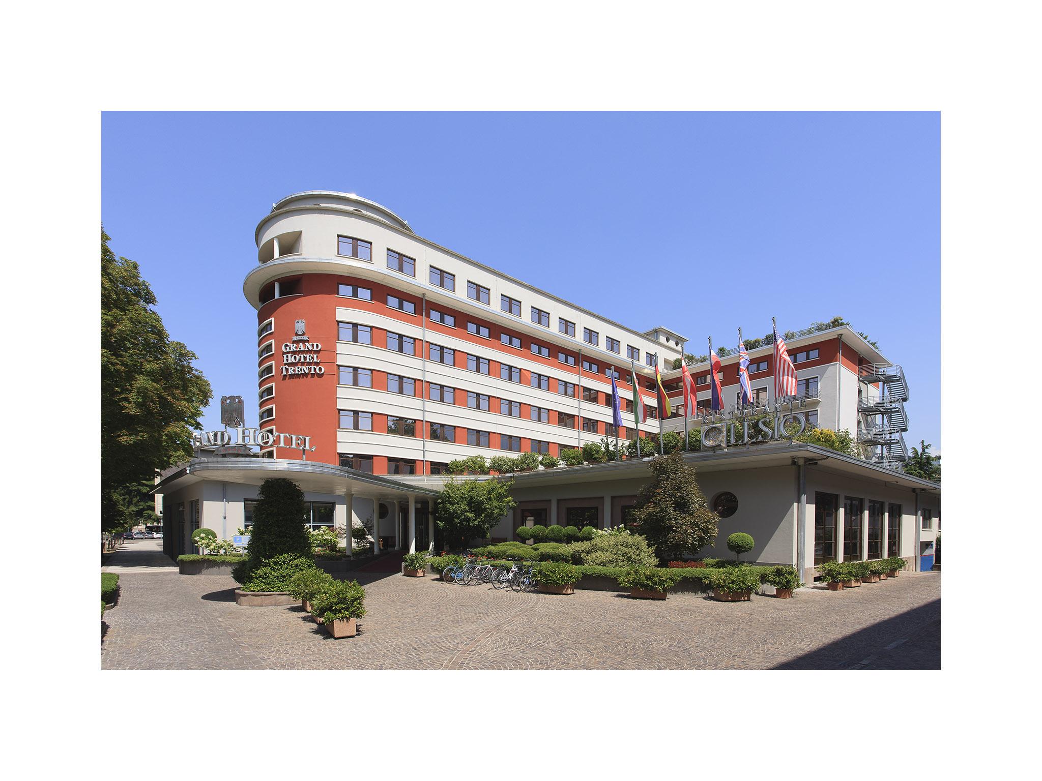 Grand Hotel Trento Exterior photo